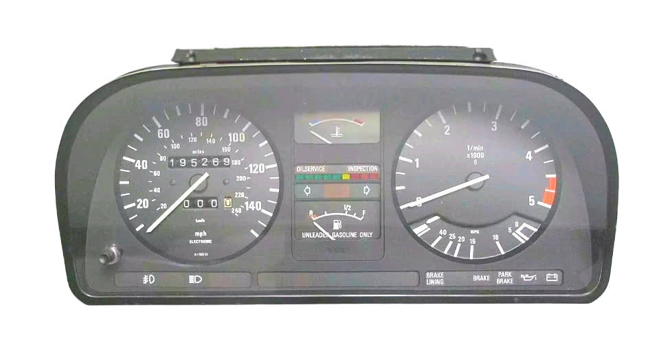 Dashboard Instrument Cluster 62111385094